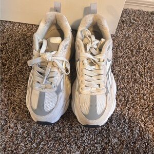 Reebok White and Gray Sneakers